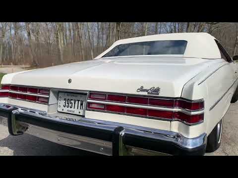 Pontiac-Grand-ville-1975-White-White-1