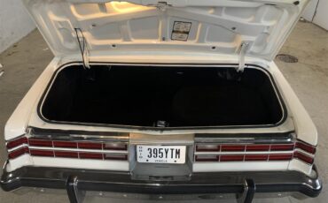 Pontiac-Grand-ville-1975-White-White-11