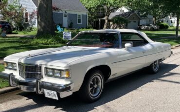 Pontiac-Grand-ville-1975-White-White