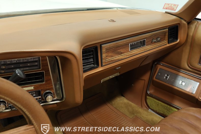 Pontiac-Grandville-1975-Cameo-White-Saddle-39