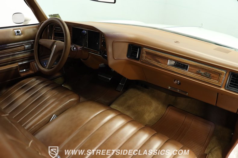 Pontiac-Grandville-1975-Cameo-White-Saddle-45