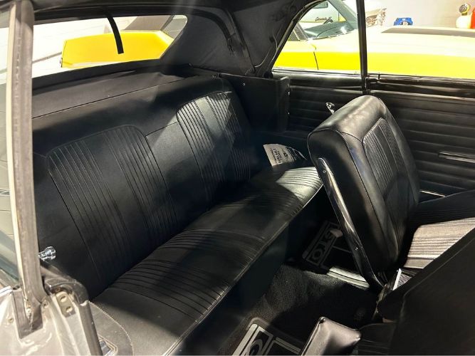 Pontiac-Gto-1964-Silver-Mist-GreyBla-Black-4