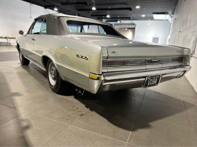 Pontiac-Gto-1964-Silver-Mist-GreyBla-Black-6