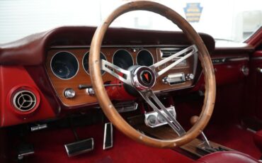 Pontiac-Gto-1967-Cameo-Ivory-Red-36