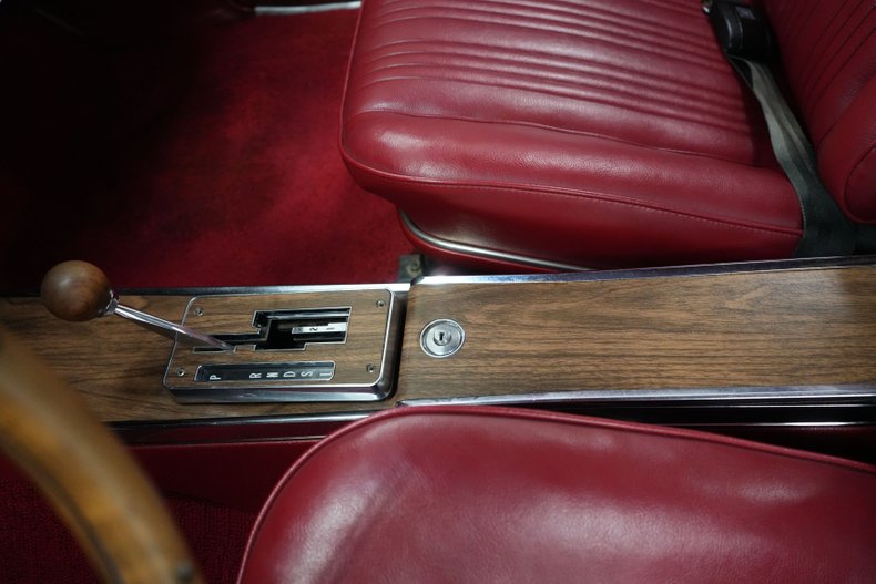 Pontiac-Gto-1967-Cameo-Ivory-Red-38