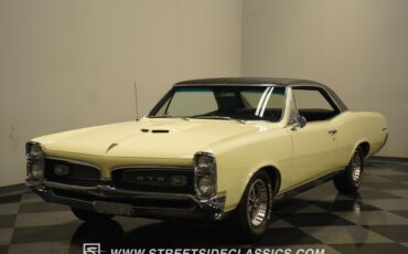 Pontiac-Gto-1967-Cream-Black-6