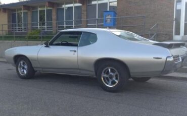 Pontiac-Gto-1969-Silver-Green-2
