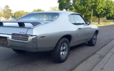 Pontiac-Gto-1969-Silver-Green-7