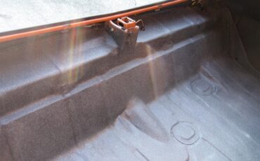 Pontiac-Gto-1971-Canyon-Copper-Pearl-White-12
