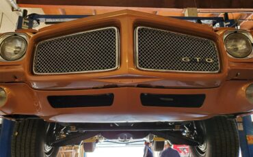 Pontiac-Gto-1971-Canyon-Copper-Pearl-White-87