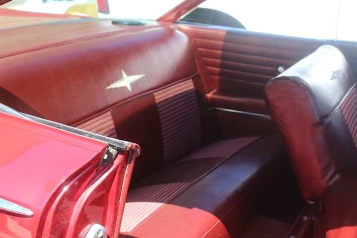 Pontiac-Laurentian-1960-maroon-maroon-14