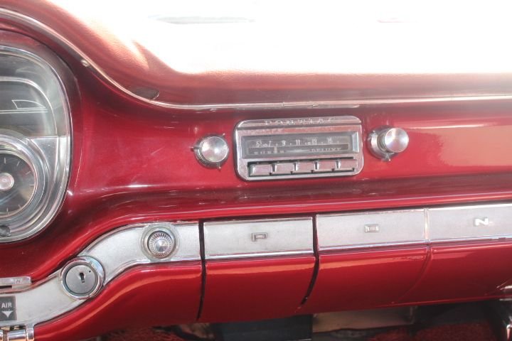 Pontiac-Laurentian-1960-maroon-maroon-21