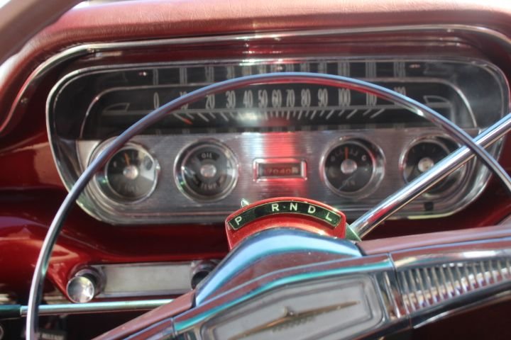 Pontiac-Laurentian-1960-maroon-maroon-46