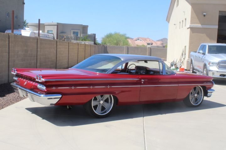 Pontiac-Laurentian-1960-maroon-maroon-5