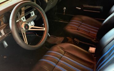 Pontiac-Le-Mans-1971-21