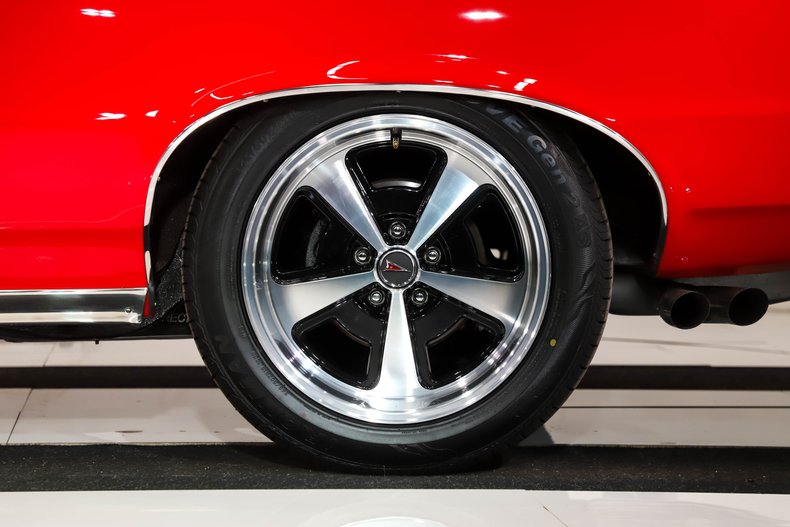 Pontiac-Lemans-1964-Grenadier-Red-Black-19