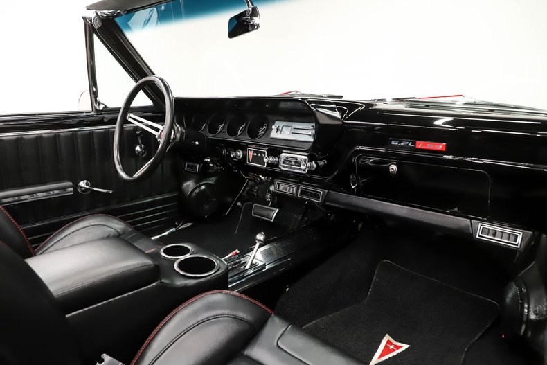 Pontiac-Lemans-1964-Grenadier-Red-Black-20