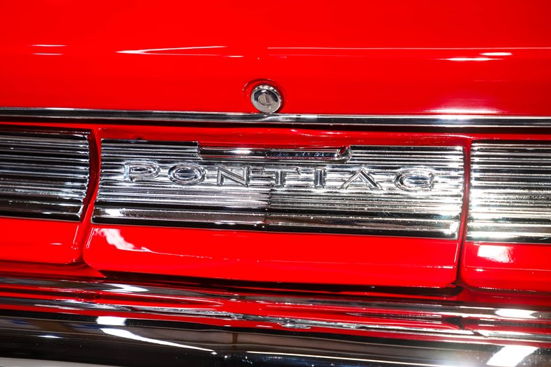 Pontiac-Lemans-1964-Grenadier-Red-Black-22