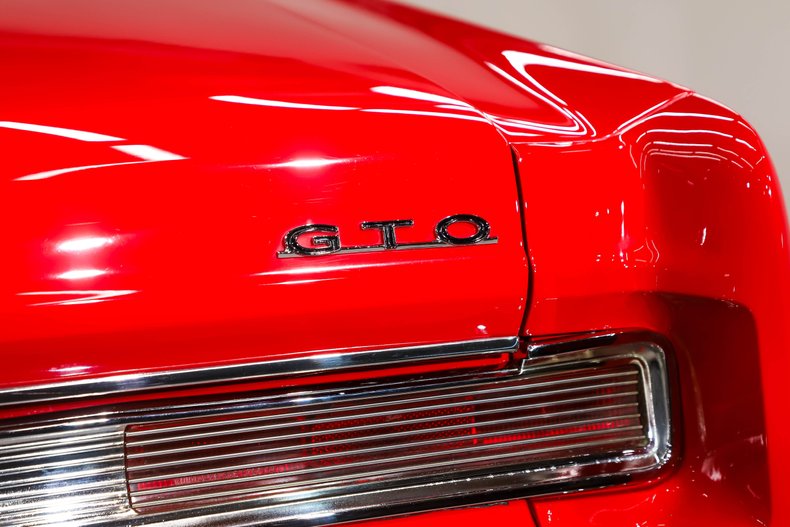 Pontiac-Lemans-1964-Grenadier-Red-Black-24