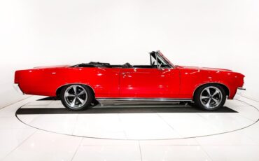 Pontiac-Lemans-1964-Grenadier-Red-Black-31