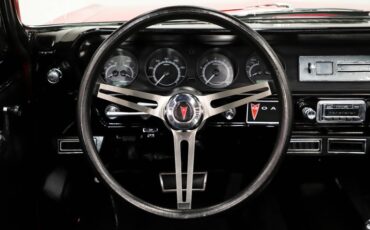 Pontiac-Lemans-1964-Grenadier-Red-Black-32