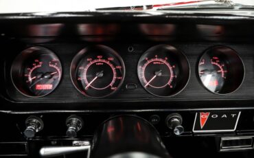 Pontiac-Lemans-1964-Grenadier-Red-Black-33