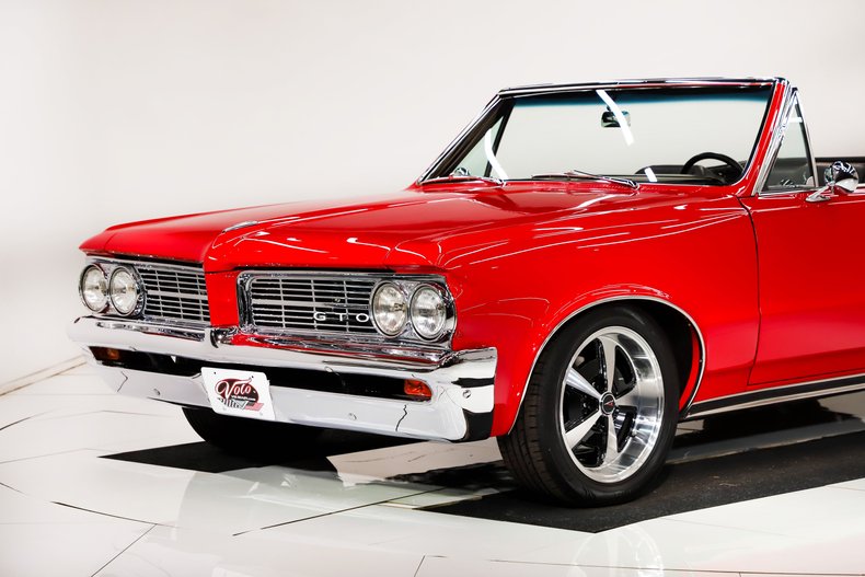 Pontiac-Lemans-1964-Grenadier-Red-Black-34
