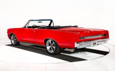 Pontiac-Lemans-1964-Grenadier-Red-Black-4