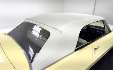 Pontiac-Lemans-1965-Mayfair-Maize-White-20