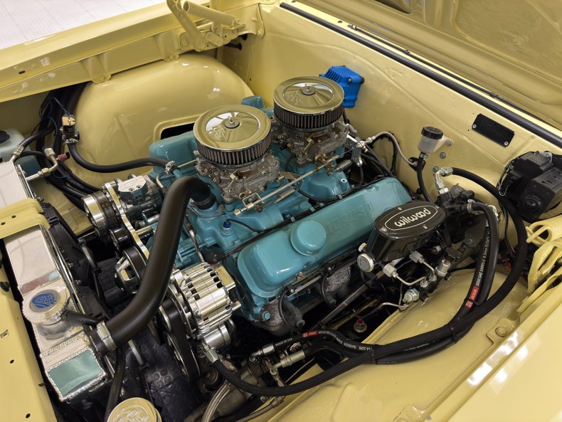 Pontiac-Lemans-1965-Mayfair-Maize-White-24