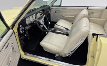 Pontiac-Lemans-1965-Mayfair-Maize-White-32
