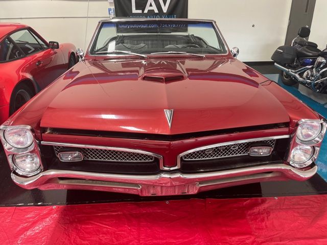 Pontiac-Lemans-1967-Maroon-Black-10