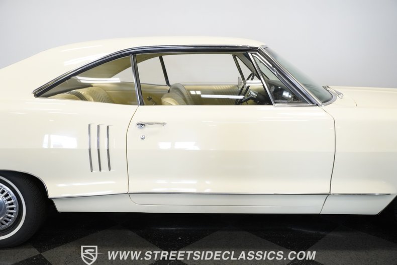 Pontiac-Other-1966-Cream-Yellow-Champagne-31