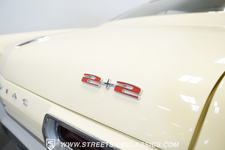 Pontiac-Other-1966-Cream-Yellow-Champagne-34