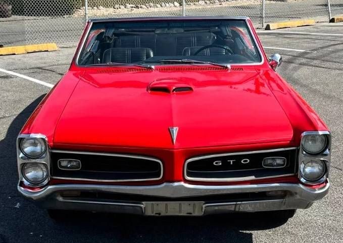 Pontiac-Other-1966-Red-4