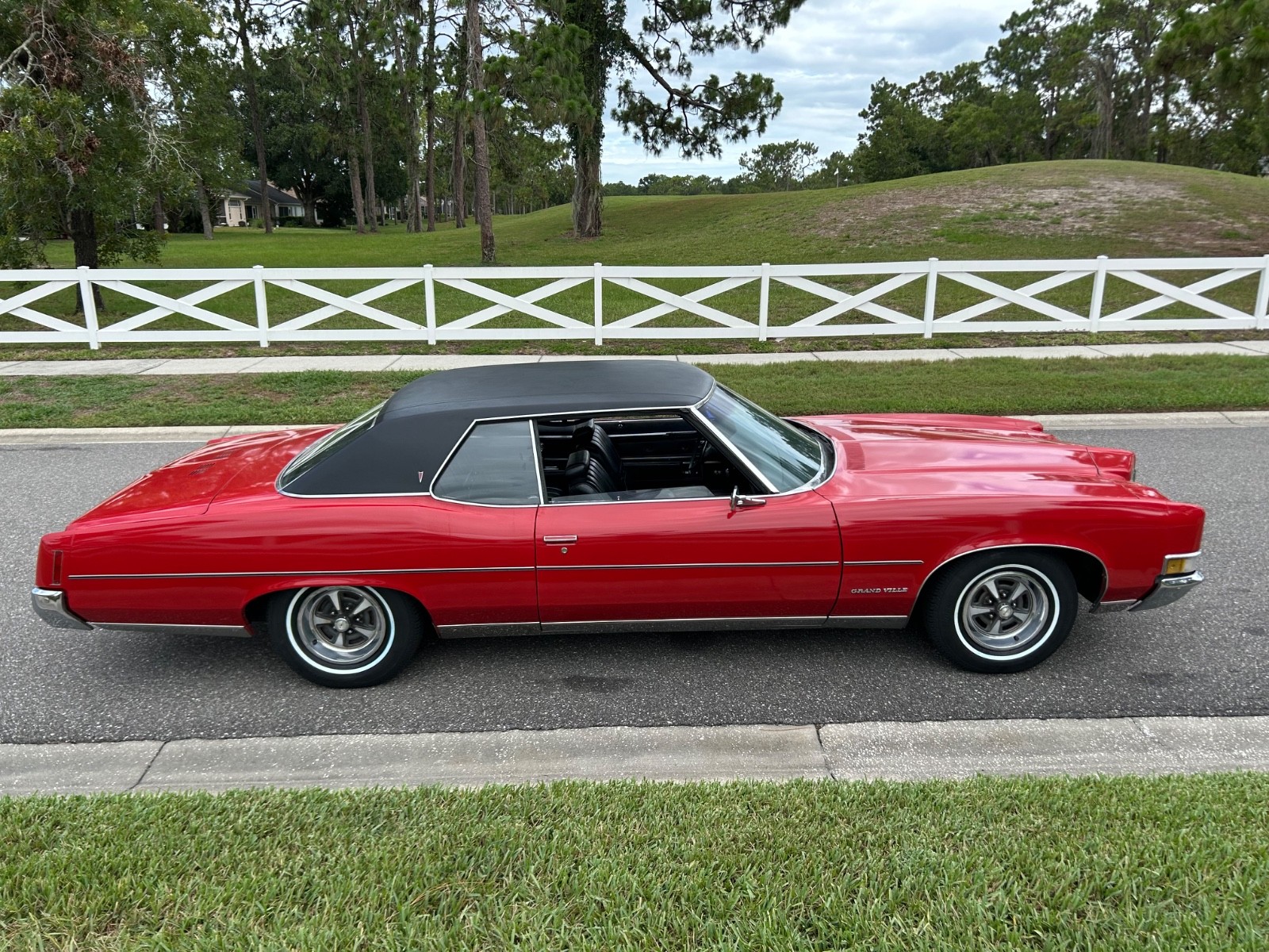 Pontiac-Other-1971-Coupe-15