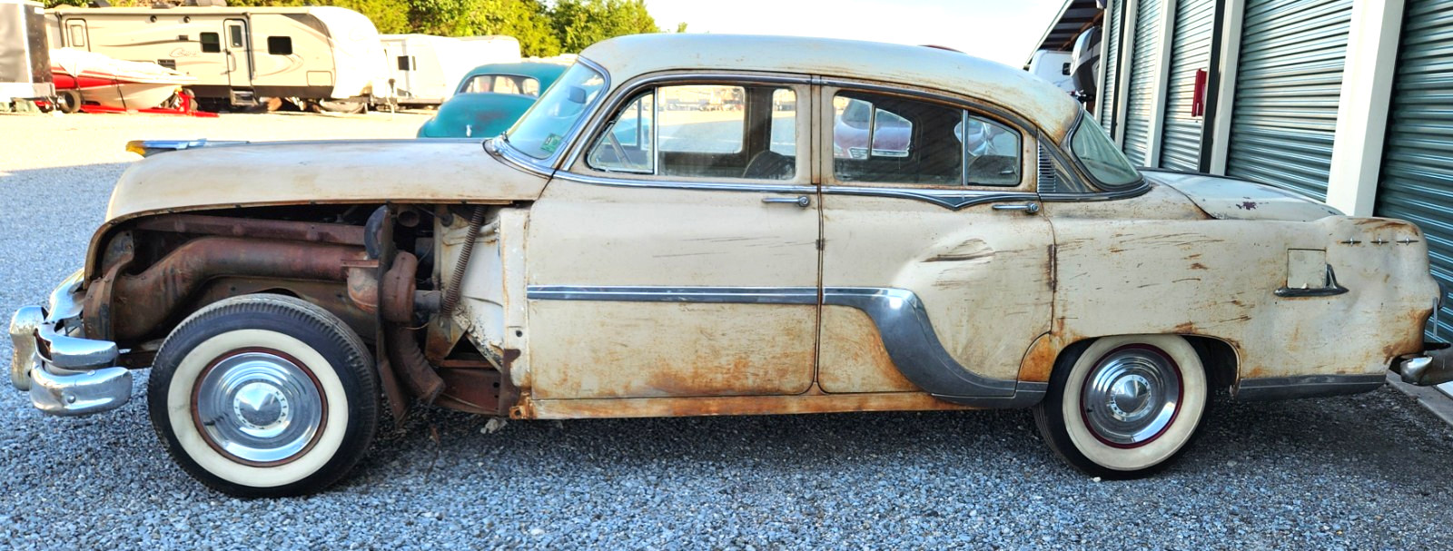 Pontiac-STARCHIEF-1954-Sedan-8