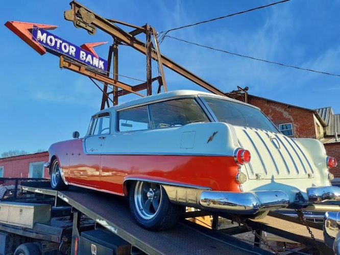 Pontiac-Safari-1955-Red-3