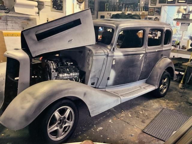 Pontiac-Sedan-1934-Black-Black-1