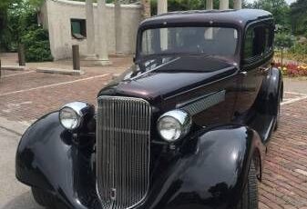 Pontiac-Sedan-1934-Black-Black-8