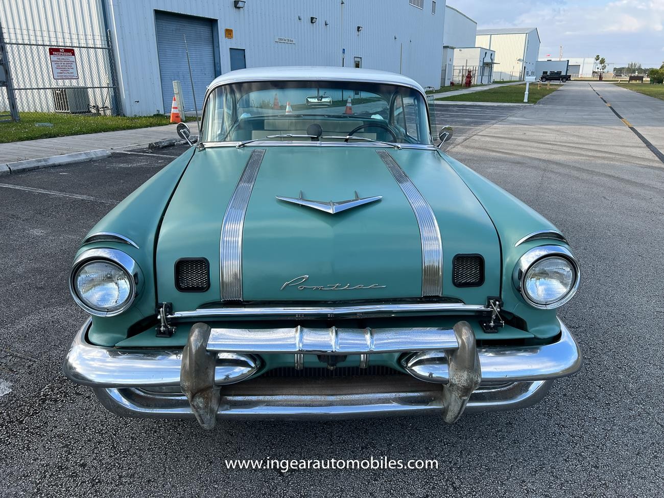 Pontiac-Star-Chief-1955-coupe-10