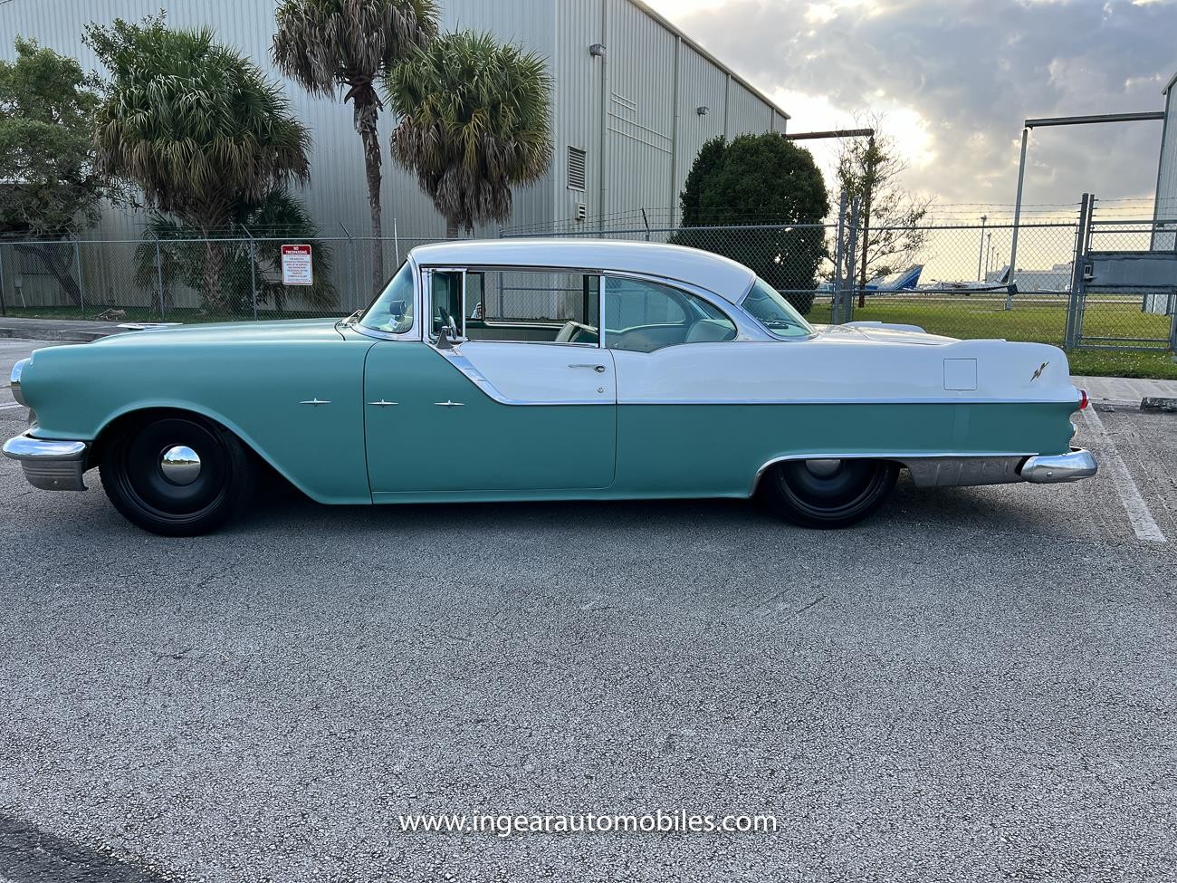 Pontiac-Star-Chief-1955-coupe-13