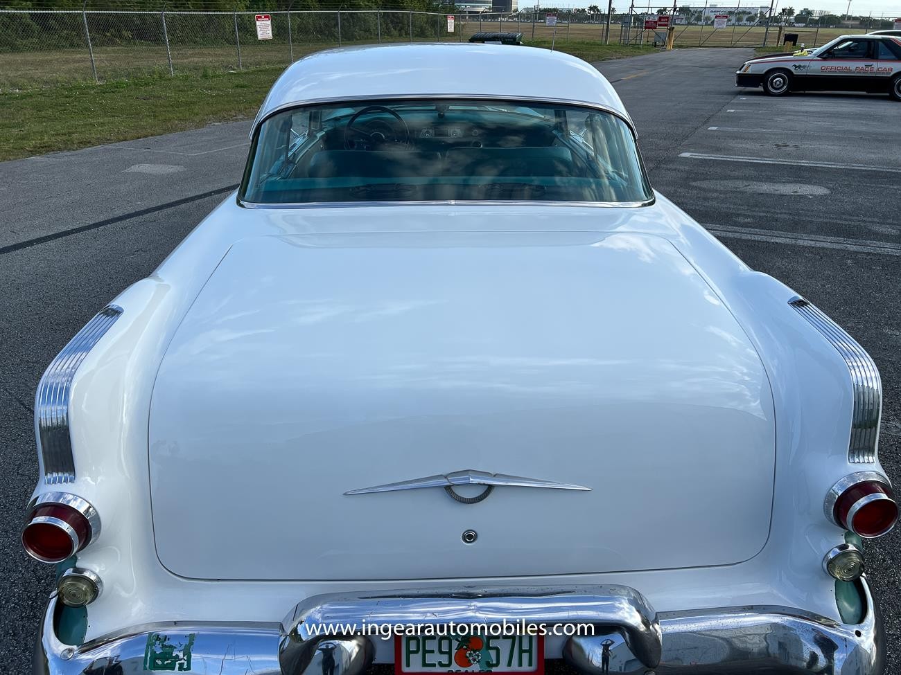 Pontiac-Star-Chief-1955-coupe-16