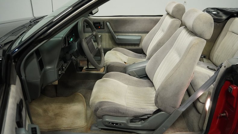 Pontiac-Sunbird-1986-Red-Gray-10