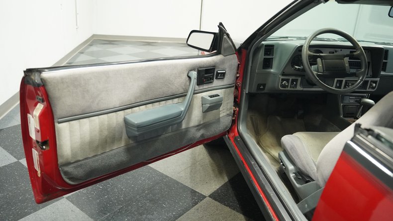 Pontiac-Sunbird-1986-Red-Gray-38