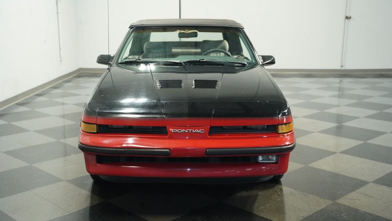 Pontiac-Sunbird-1986-Red-Gray-41