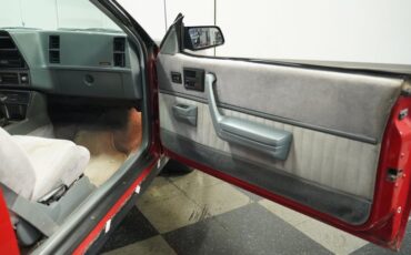 Pontiac-Sunbird-1986-Red-Gray-46