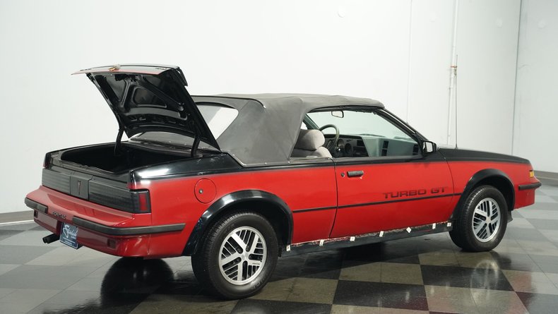 Pontiac-Sunbird-1986-Red-Gray-47