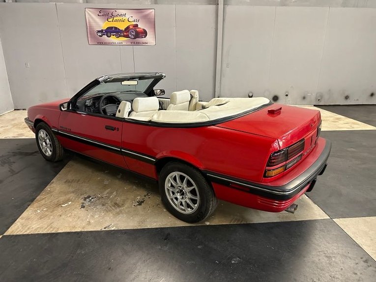 Pontiac-Sunbird-1991-Red-White-38