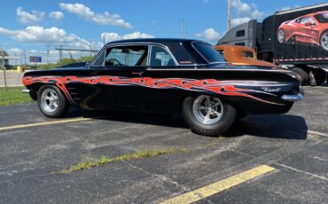 Pontiac-Tempest-1962-Sedan-2